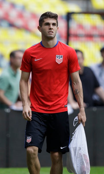 US players thinking of 3 points in Mexico, not border wall